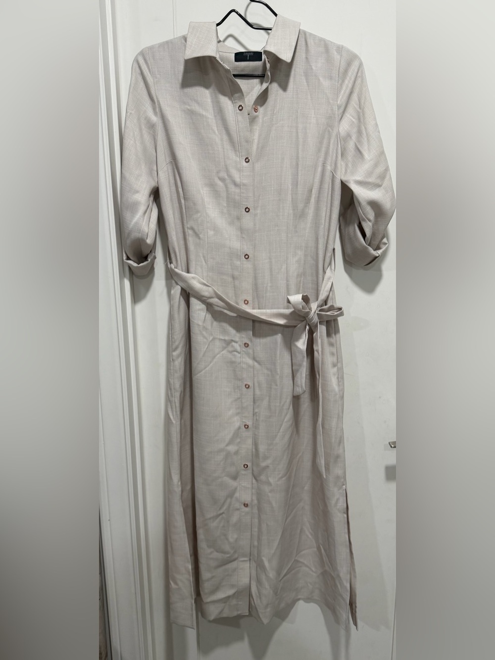 Tahari Light Beige Button-Front Tie-Waist Shirt Dress